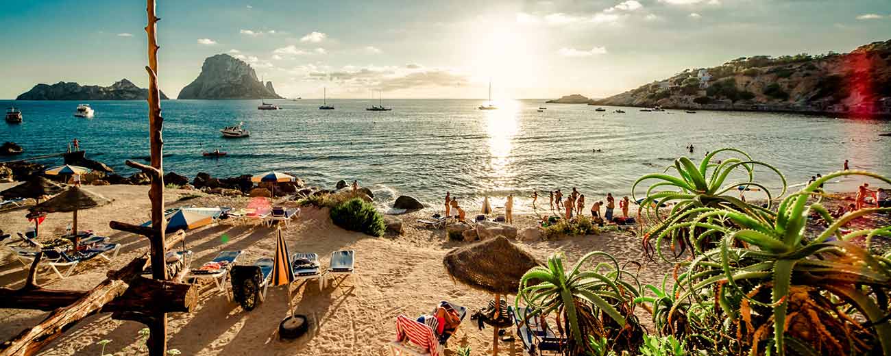 Hvor skal man bo på Ibiza